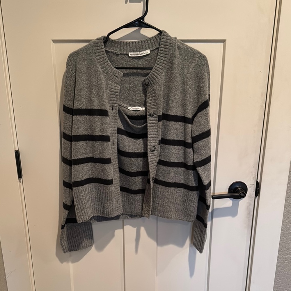 Abercrombie & Fitch Sweater Set